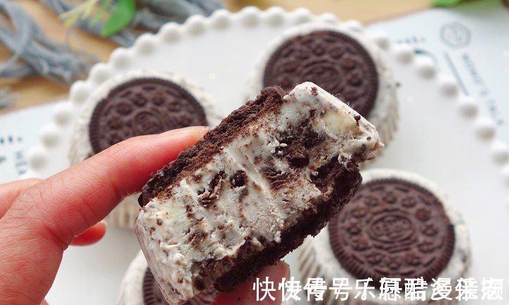 十分钟就能制作出香甜丝滑的奥利奥冰淇淋。