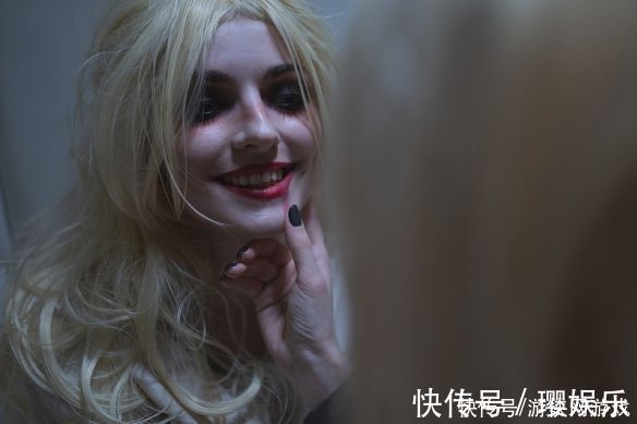 h腿控福利!俄妹COS小丑女:精分哈莉·奎茵的种种蜕变