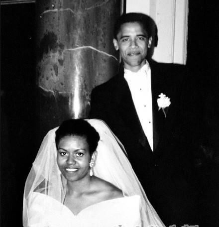 奥巴马|奥巴马成为总统,离不开妻子的帮助,看看米歇尔的成功之路!