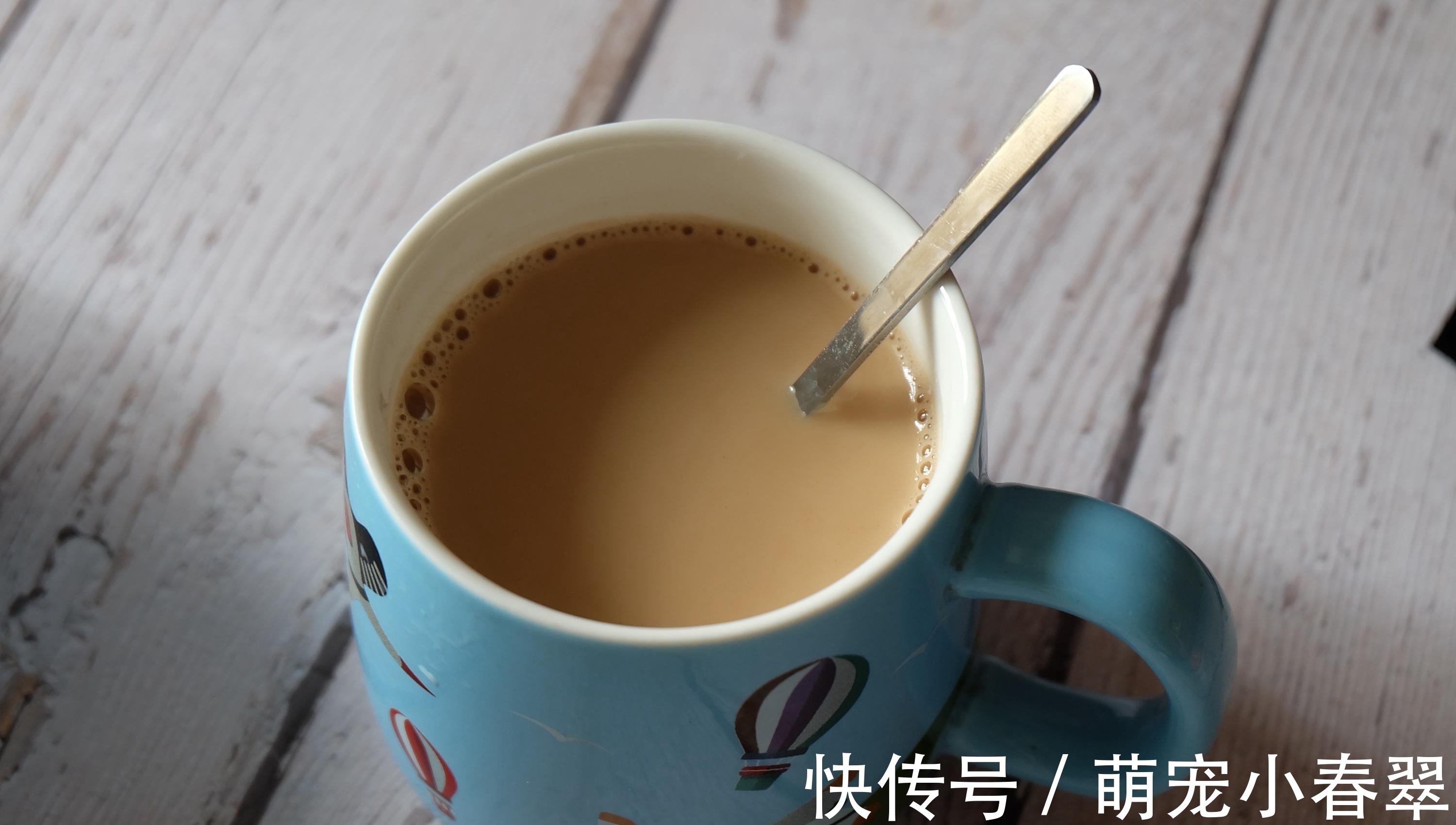 夏天最爱轻食减脂餐,鸡胸肉沙拉做法简单营养丰富,越吃越喜欢