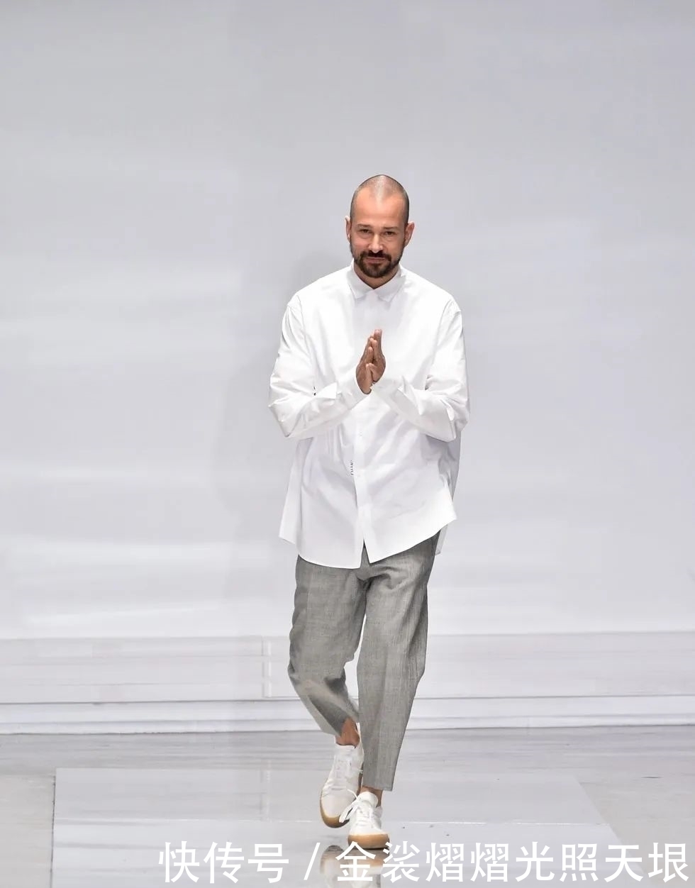  风格|我看这些设计师，干脆转行当时尚博主得了