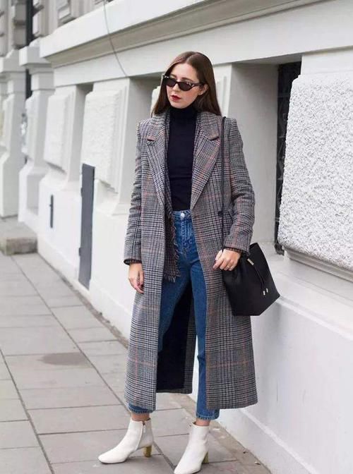 靴子别买太多,今年秋冬有这4双就够了,保暖时髦,还不易撞鞋