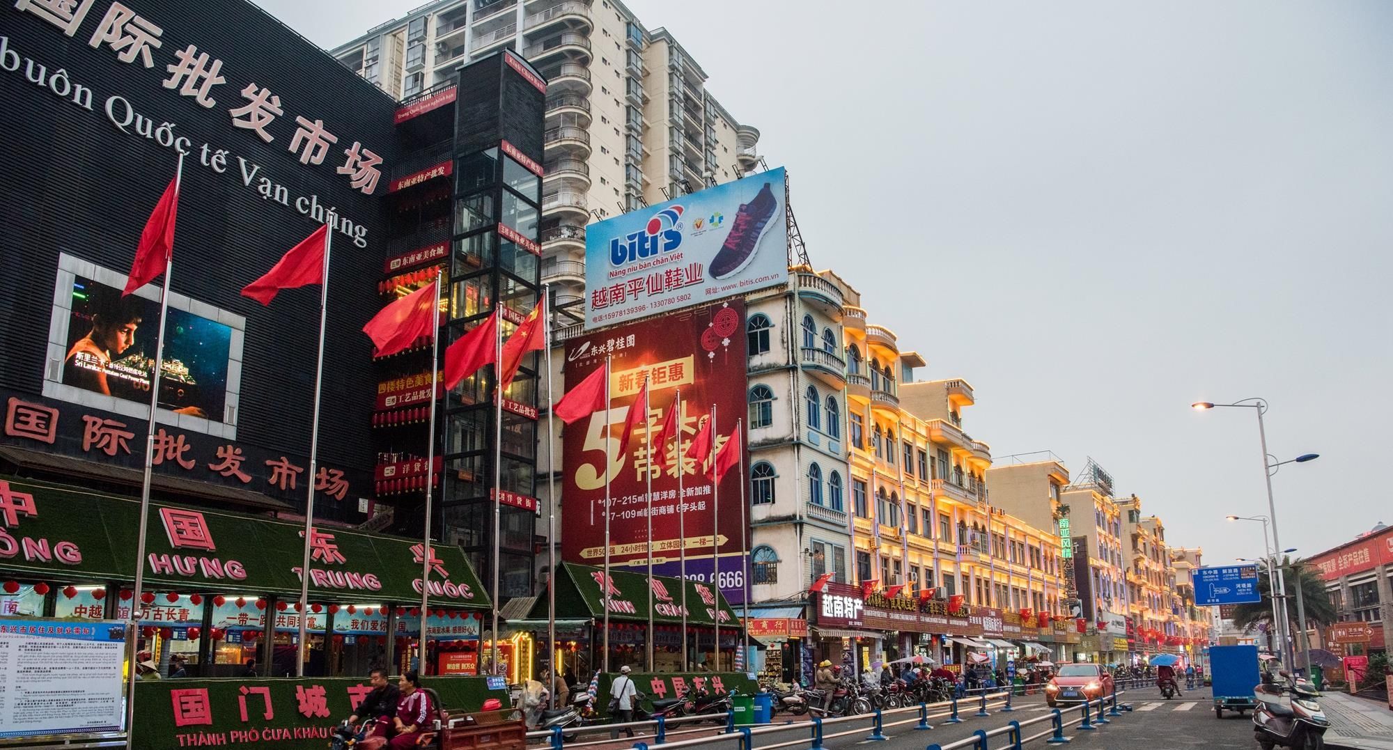 广西|广西边境独特界碑，虽在防城港，却刻着钦州界，此地以前属广东省