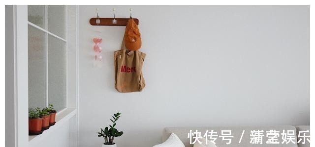 白色系|她家玄关太好看了,一进门就被美到,喜欢这样务实不花哨的装修!