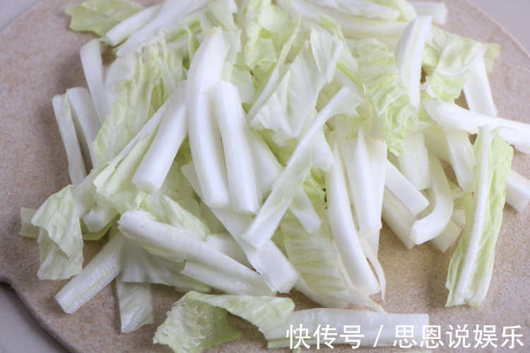 白菜最好吃的做法,不用炖不用煮,2块钱做一大锅,滋补又暖胃!