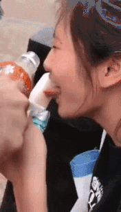 |搞笑GIF:我去买把剪刀,下次肯定都记住了!