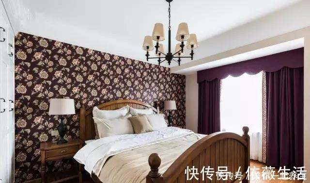 背景墙|她只是在客厅打一排柜子,不想邻居都拍照学习,装修师傅也夸机智!