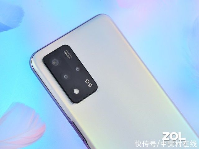 oppo|炎炎夏日的一瓶白桃汽水 OPPO A93s图赏