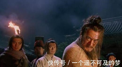 外号&黄信自吹外号镇三山,他在梁山排名38位,为何无人讥笑他