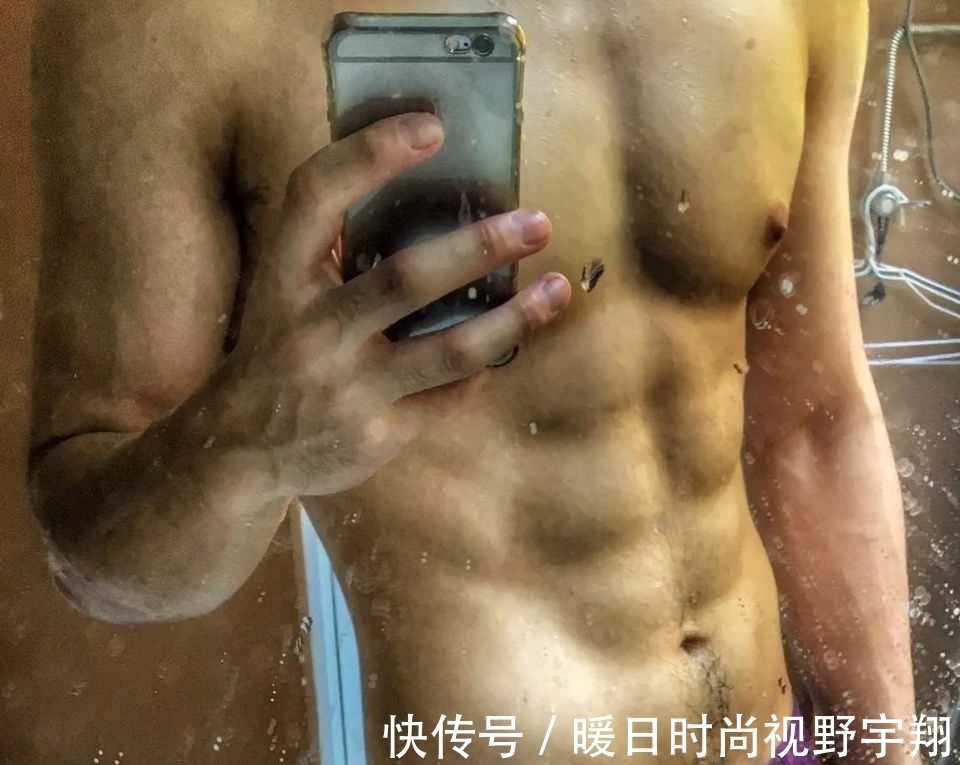 背部|掌握锻炼的方法至关重要,卷腹,仰卧起坐等都有助于腹肌的形成