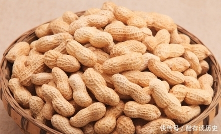 生花生和熟花生,吃哪种最好?原来不同做法营养不同,长见识了!