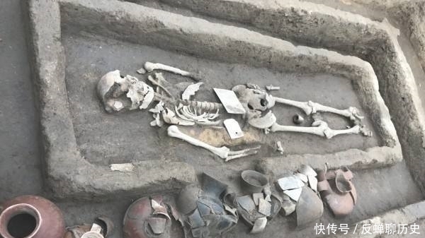 1979年发现的6000年前神秘的玄武提梁壶,解开了玄武存在之谜