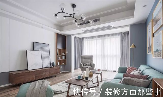 客厅|阳台还在装推拉门?现在流行这样设计,面积大不止一点点!