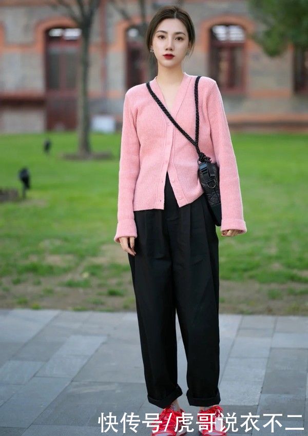 春季穿搭别纠结，这3种裤子随便选，显瘦又好看