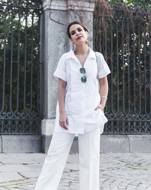 搭配|怎么穿才能显得肤白貌美,彩搭配攻略,轻松穿出超模感