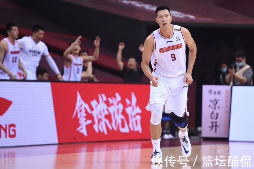 赵睿|顶级外援或加盟CBA,曾在湖人与易建联是队友,广东男篮要截胡?