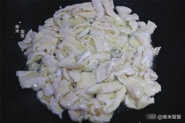 适合晚餐吃的一道菜，营养低脂味道好，做法简单，好吃不长胖