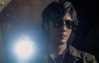 《盗墓笔记》黑瞎子什么来历,能跟小哥打成平手,是吴邪的师父
