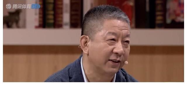 易烊千玺|贾一凡采访提到偶像易烊千玺，爸爸得知后却说“回头率太高！”
