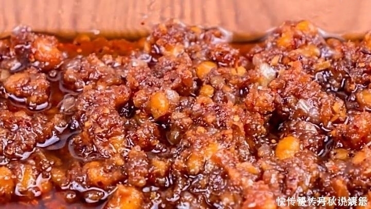 自从学会黄豆这种吃法,我家每年做5斤,酱香扑鼻,做一次能吃1年