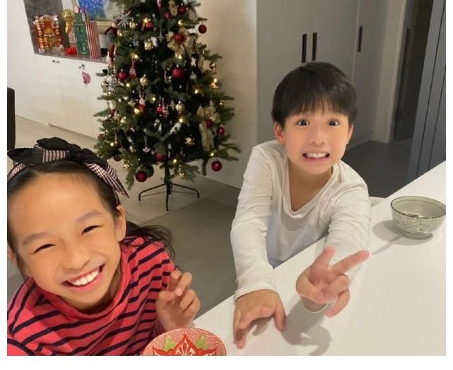 49岁歌手品冠发文辟谣，直言自己姓黄，儿子不叫品如