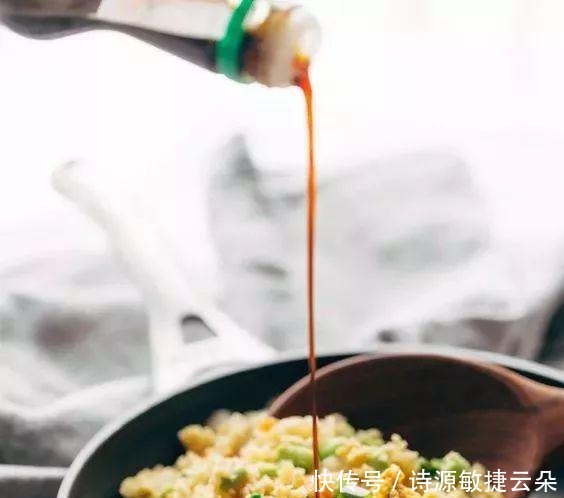 蛋炒饭,先炒蛋还是先炒饭,第1步就做错了,难怪不好吃!