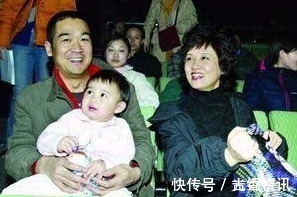 红楼梦&“骗”了观众33年后，邓婕不为人知的一面终被揭穿