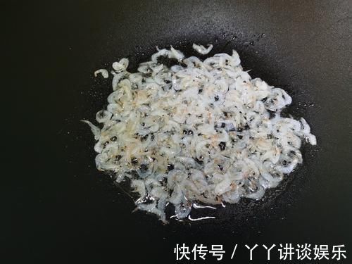 黄瓜|入秋后,韭菜靠边站,用它包饺子更鲜,营养健胃促消化,身体好