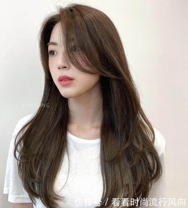 发尾 16款新时尚发型来了,不分直卷和长短,全都让你很满意!