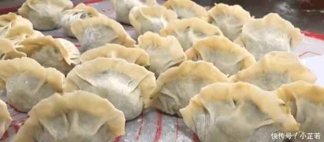 爱吃韭菜的要注意,这样韭菜不要买,白给都不要,现在知道还不晚