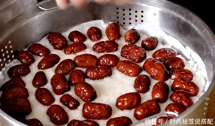 秋冬|秋冬,糯米别再包粽子了,试试此做法,香甜软糯,好吃又解馋