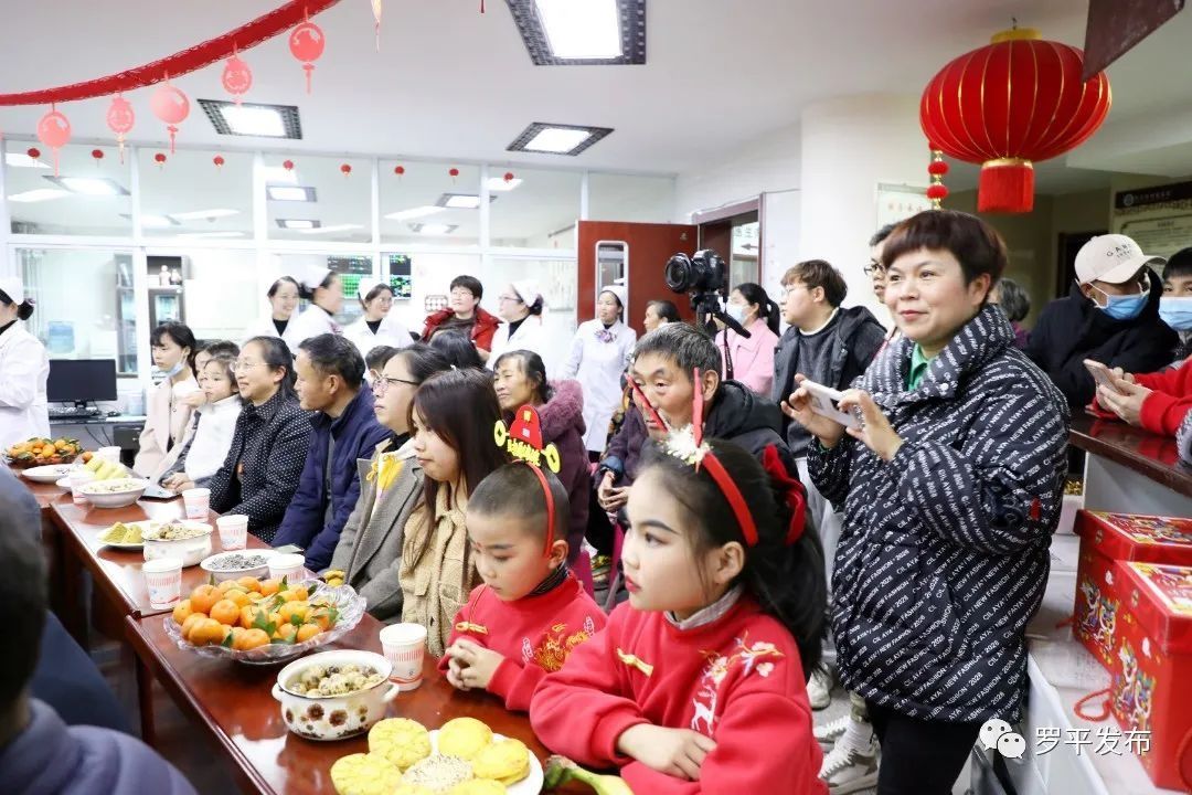 快板|一场别样的“春节晚会”