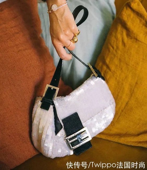 fendi 爆款谁制造意大利血统,却以法式为名,为什么人人都爱法棍包?