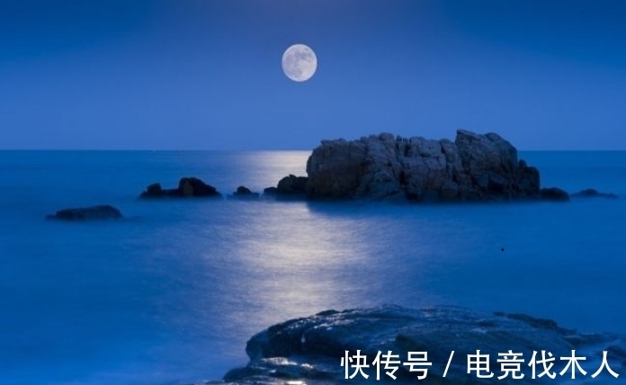 月下独酌#10首写“月亮”的诗词排行榜,李白《关山月》仅第四,前三是谁?