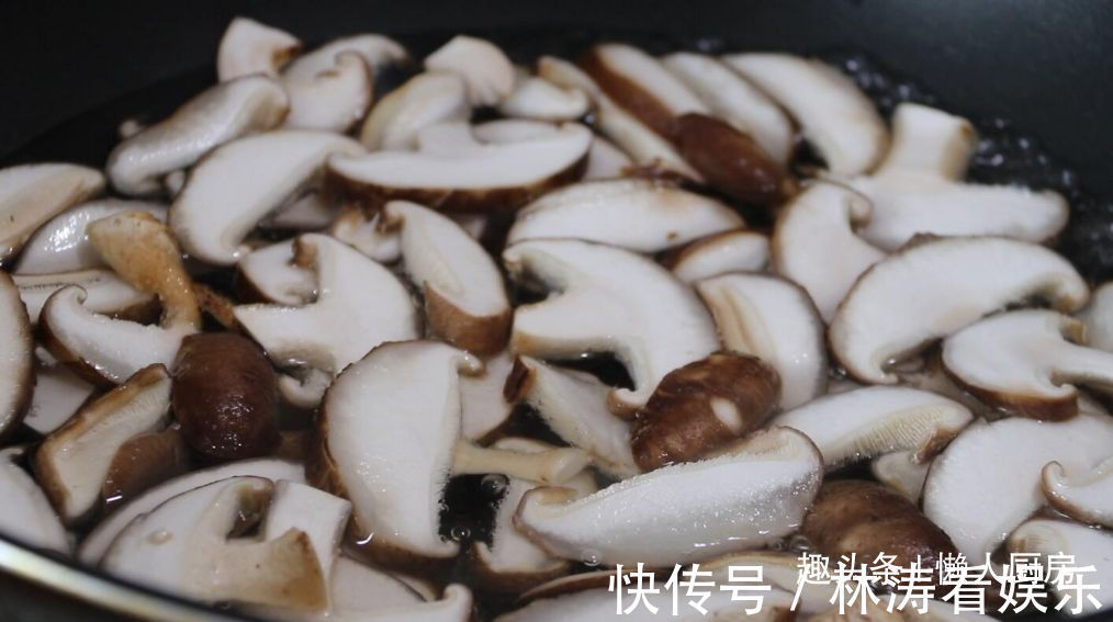爽口|香菇别光炒着吃,教你做凉拌香菇,爽口不油腻