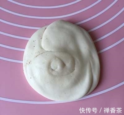 白吉饼|陕西有名小吃,腊汁肉夹馍,美味会让你垂涎三尺哦!