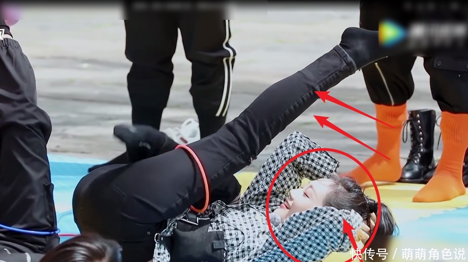 郑恺 苗苗首次上跑男9,和郑恺全程秀恩爱,产后身材却成全场焦点