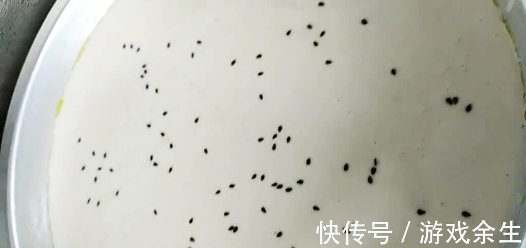 面点师傅教你做奶香发糕,暄软蓬松奶香浓郁,大人孩子都爱吃