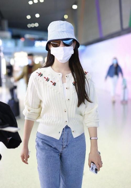 oversized 季节愁搭配？没关系，休闲毛衣get起来，时尚百搭不挑人！