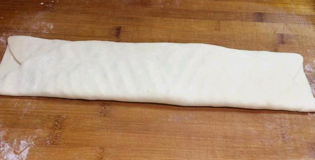 好吃|如果你家里有面粉,你必须试试很容易让它变得柔软和甜美比油条还好吃