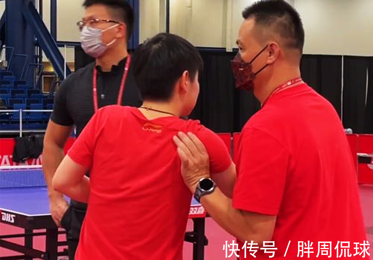 大战|世乒赛大战在即,孙颖莎突传坏消息,国乒新王上位计划或推迟