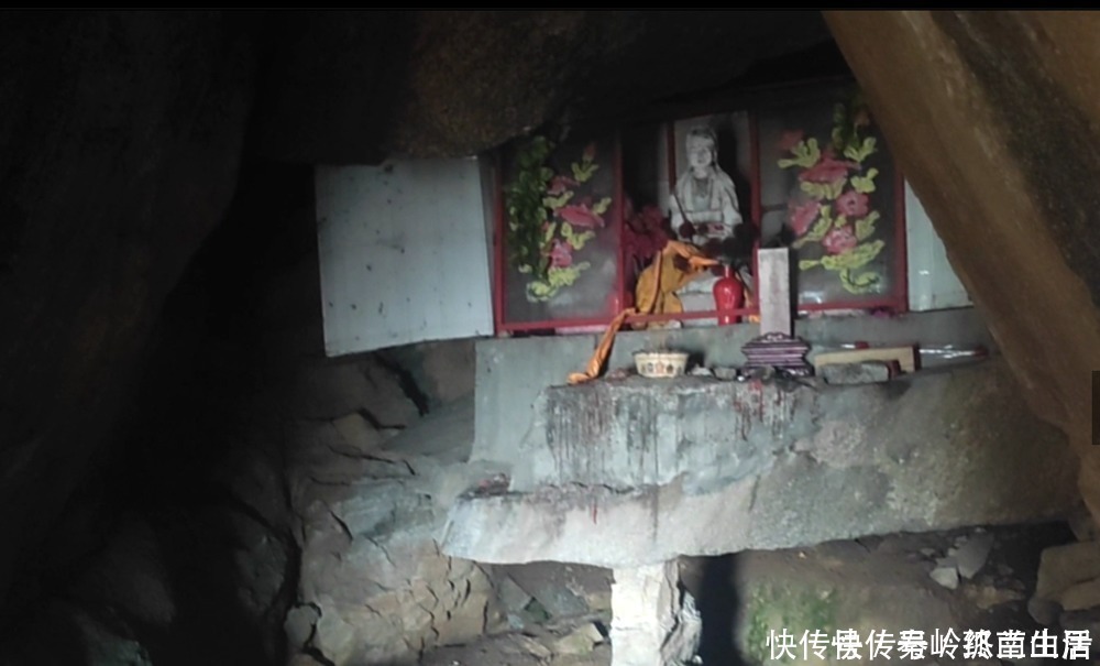 秦岭|秦岭终南山雪后爬山，偶遇神秘山洞和终南隐士，零下二十度怎么过冬？最害怕这件事