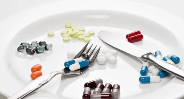 脂肪肝|肝不好的人,身体三处会变“臭”,养护肝脏,牢记:“3多4少”