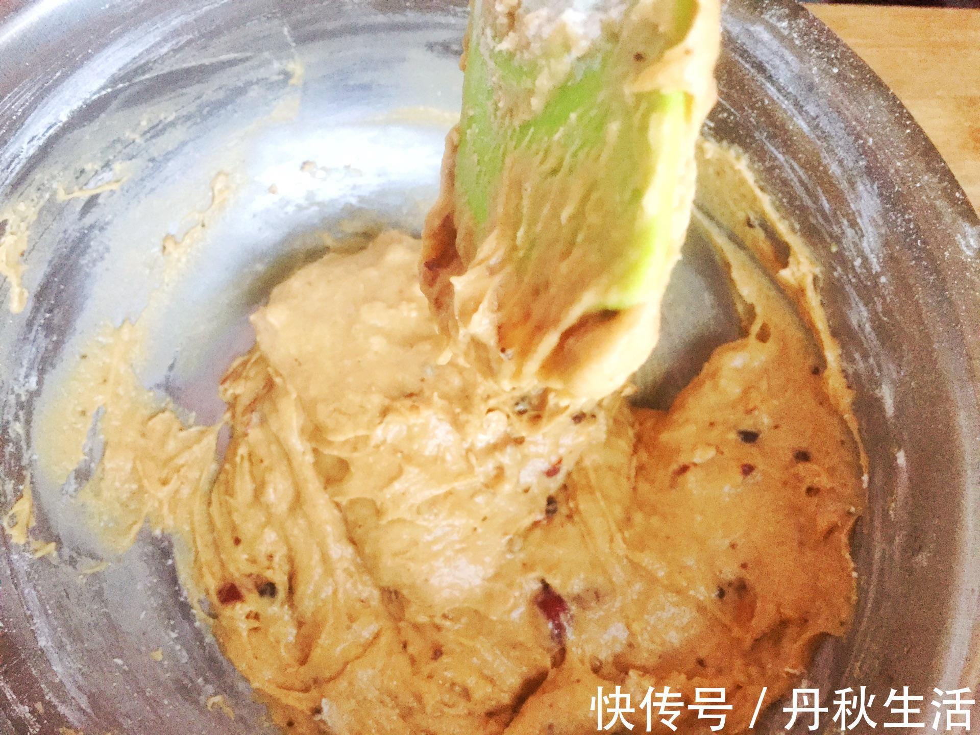 红枣|红枣糕新做法,不用烤箱,手不沾面,筷子一搅倒进电饭锅,吃美了