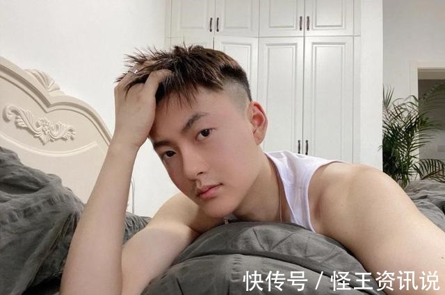 长相帅气 这枚爱做饭的鲜肉空少有点帅！