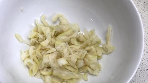 可惜|这种水果,皮比肉宝贵多了,可惜很多人不知,总把它当垃圾丢