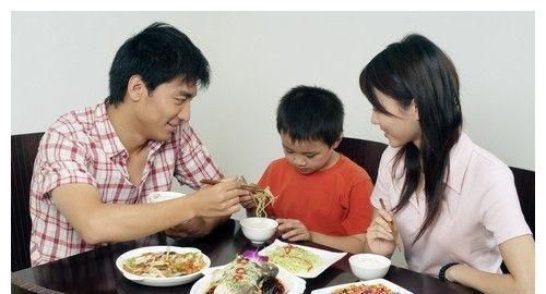 攀比|被逼迫的孩子有多“惨”有以下行为的父母,要及时改正