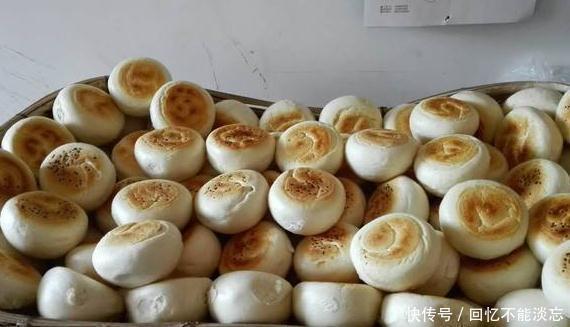 以下馒头不要再吃了，有大量有害物质，现在知道还为时不晚
