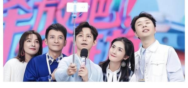 何炅|《快乐大本营》没停播,而是要升级改版,没说要换主持人