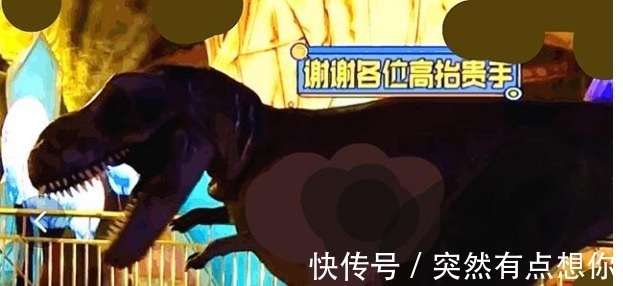 催了三次了!王一博催工作人員下班,自己淋了雨,還想替別人撐傘!